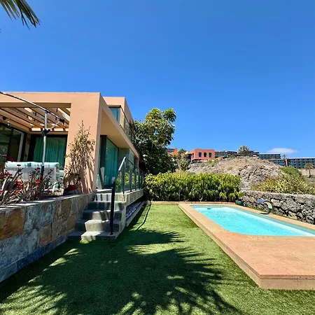 Cosy With Private Pool By Canaryscape * San Bartolomé