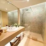 Villa Cosy With Private Pool By Canaryscape