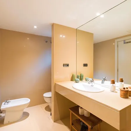 Cosy With Private Pool By Canaryscape *